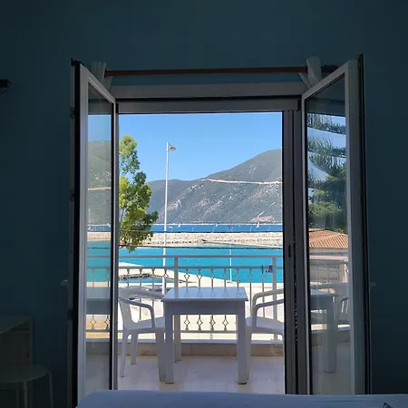 Kostas Apartment *